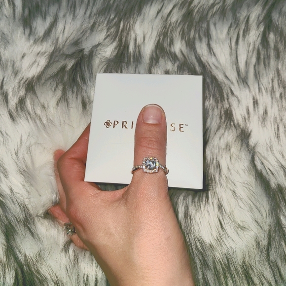 Cubic zirconia 18kt rose gold ring - Picture 1 of 3